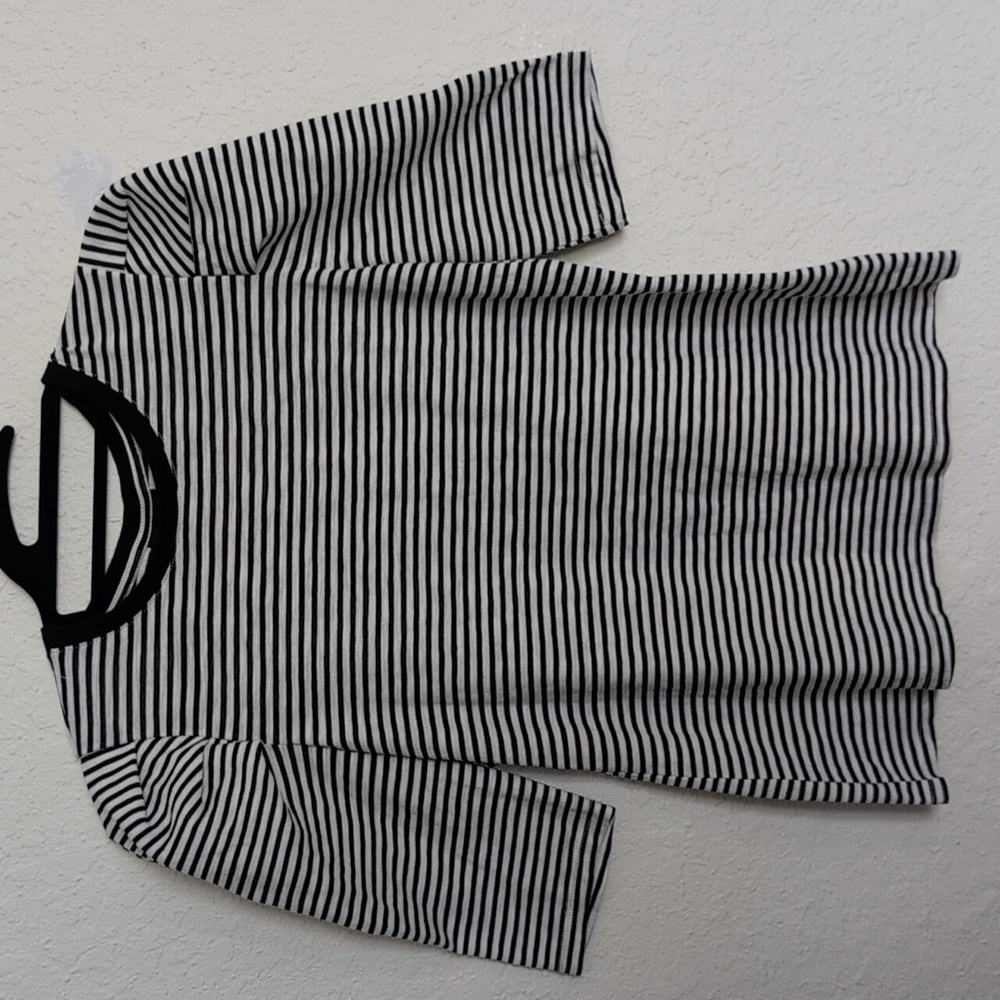 Who What Wear Monochrome Striped Tee - Picture 3 of 4